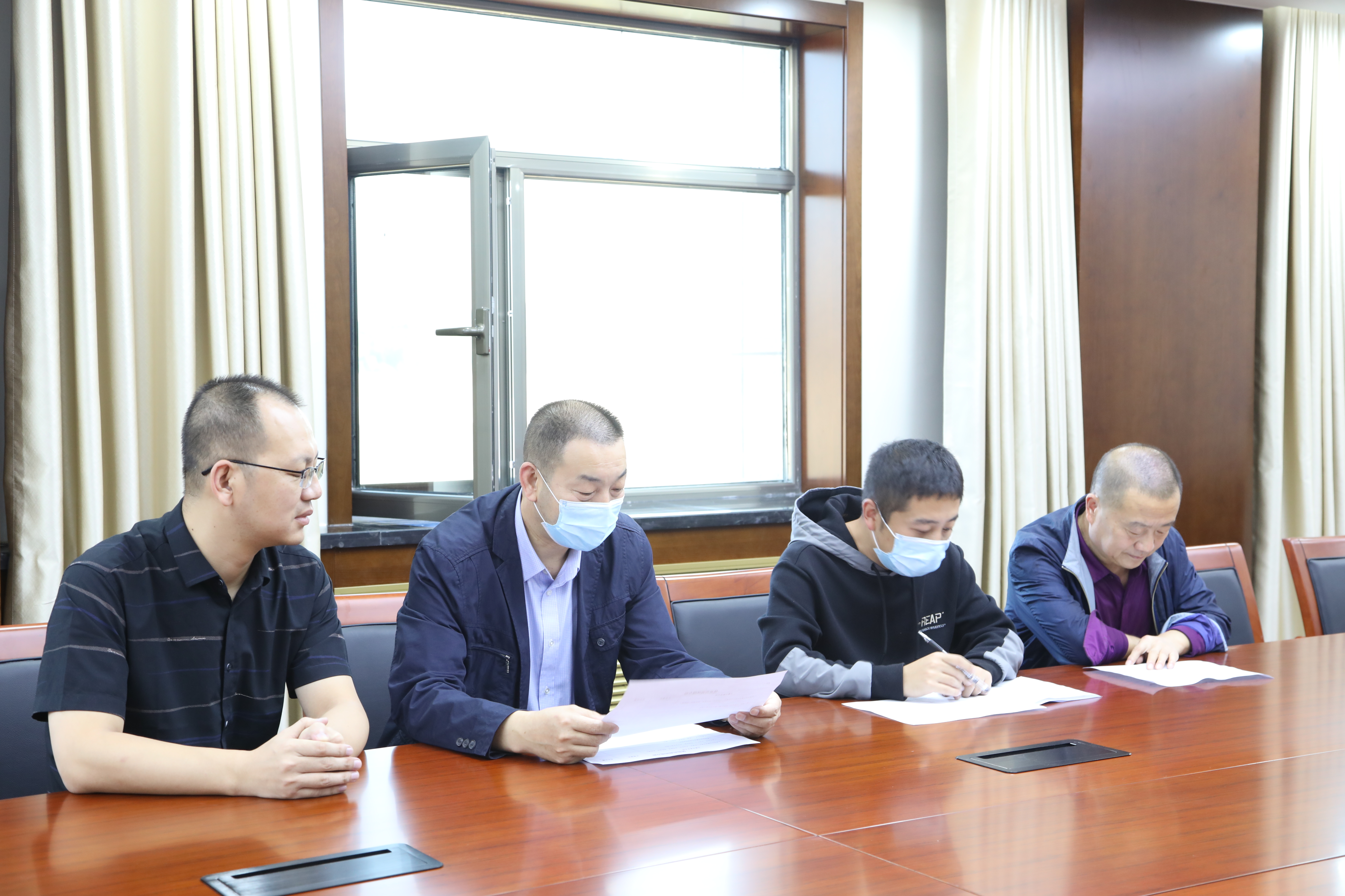 пhԺ˾_չλI̭h(hun)O zָ